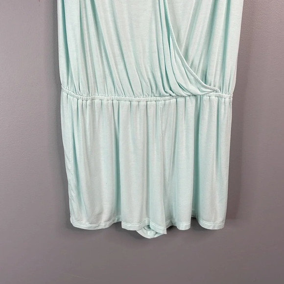 FOREVER 21 Sea Green Surplice Shorts Romper Jumpsuit Adj Spaghetti Straps Size S - Picture 4 of 10